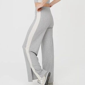 Offline By Aerie Thumbs Up Heavyweight Ribbed Wide Leg Pant in Heather Gray, XS